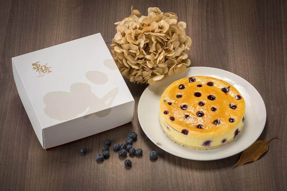 China Pacific Catering Service | 華膳空廚品牌整合 – Cake Packaging Design